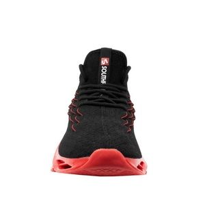 South Pole size 9.5 Black